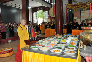 上海松隐禅寺举行七月十五盂兰盆孝亲报恩法会