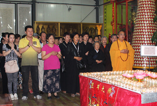 浦东小普陀寺第四届中秋赏月传灯法会功德圆满