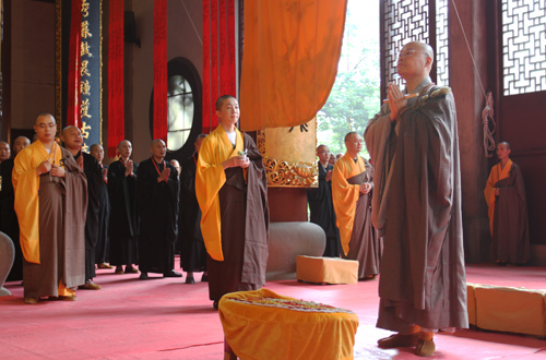杭州灵隐寺传授护国兴圣二部僧三坛大戒法会第三天