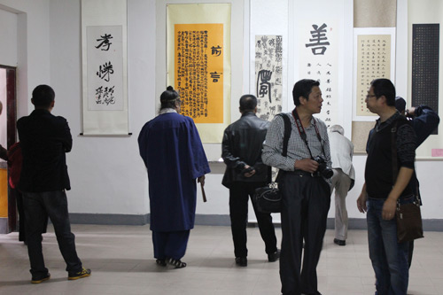 辽宁丹东宝山寺举办“孝悌书画展”