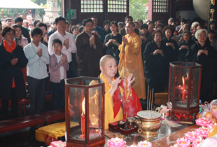 恭逢药师佛圣诞 上海洪福寺举行祈福消灾免难吉祥法会