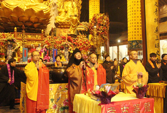 上海龙华古寺冬至祭祖众姓水陆法会：斋天