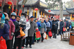 苏州寒山寺再施“腊八粥” 祝愿信众与佛结善缘