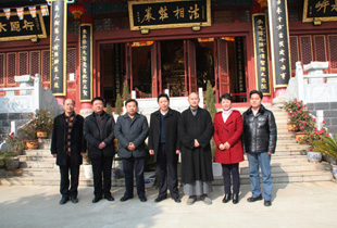 咸宁市委常委统战部长张方胜先生一行咸安大乘禅寺