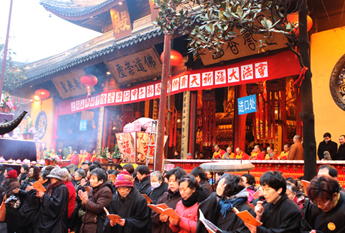 上海玉佛禅寺举行甲午年正月初九供佛斋天祈福法会