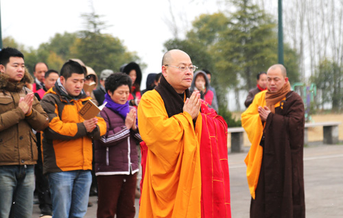 “2014新年放生护生祈福活动”在浙江钱江畔举行