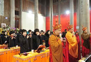 杭州东海禅寺举行甲午年新春大供天法会