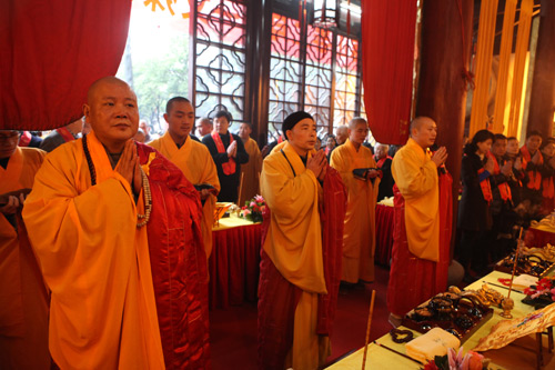 苏州寒山寺举行文殊普贤菩萨圣像开光法会