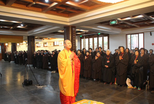 中观法师应邀为上海佛教居士林佛七开示