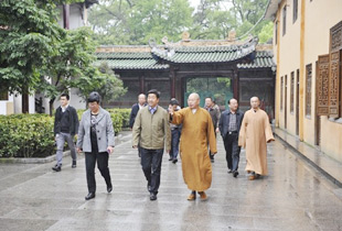 国家宗教局张乐斌副局长莅临南华禅寺调研
