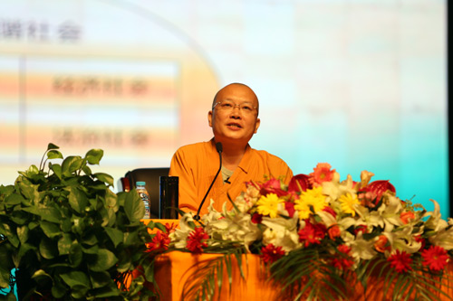 大愿大和尚在葫芦岛举行佛学讲座：《禅与和谐社会》