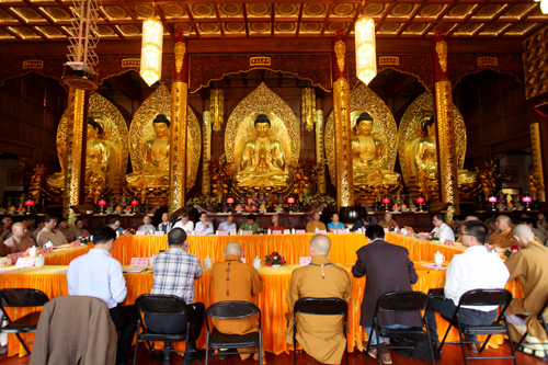 上海西林禅寺召开崇恩文化与人间佛教座谈会