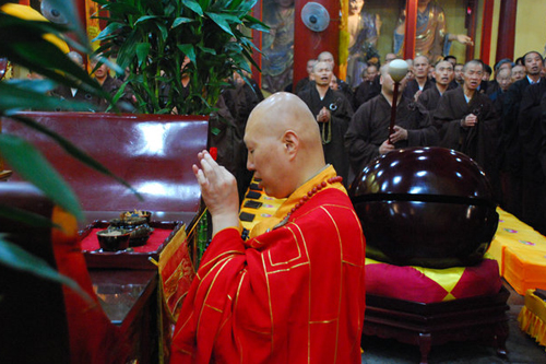 庐山东林寺举行观世音菩萨出家纪念日祝圣法会