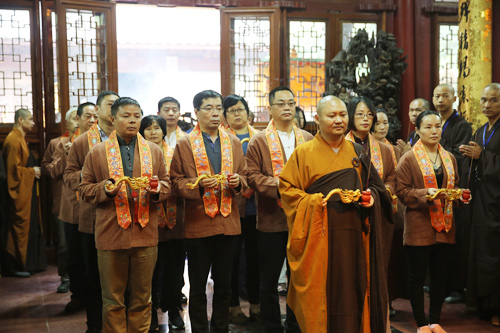 七塔禅寺传授三坛大戒法会举行上堂斋说法仪式