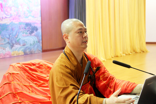 七塔禅寺传授三坛大戒法会礼请可祥法师作佛学专题讲座