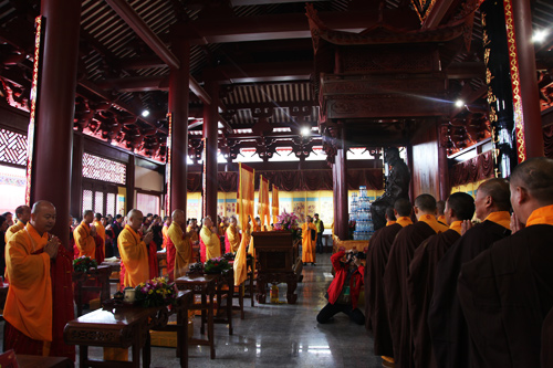 广东燕岩六祖古寺举行六祖殿落成典礼暨佛像开光祈福法会