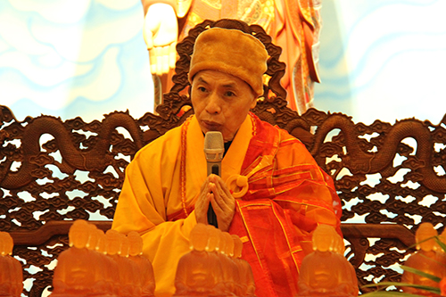 上海会龙寺：丁酉第一期佛七法会第二日 仁焕法师开示《念佛的殊胜功德》