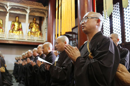 芜湖广济寺传授三坛大戒法会第十天：初坛正授沙弥戒
