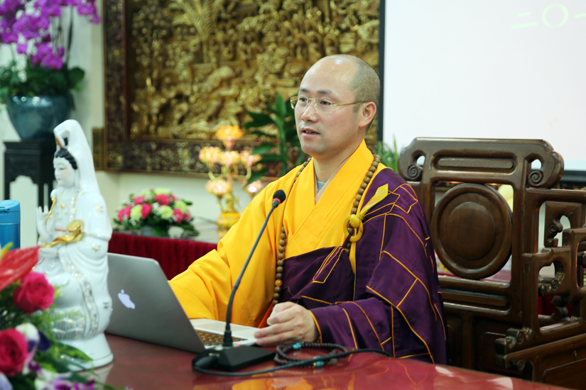 【高清图集】悟端法师在沉香阁与大众分享《禅在当代 律在千秋》
