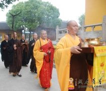 秋风大和尚主持昆山万安寺闭关法会