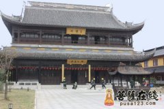 上海崇明县消防支队前往寿安寺进行消防演习