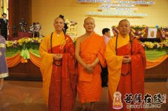 印乐法师荣获泰国摩诃朱拉隆功佛教大学名誉博士学位