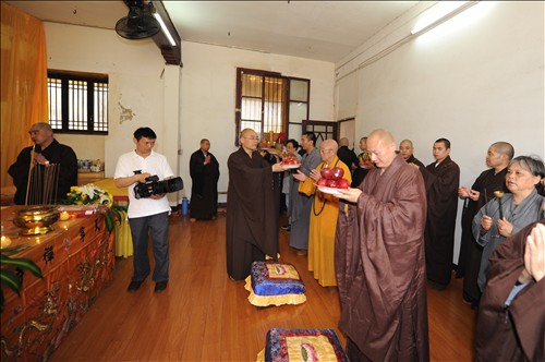 从山长老圆寂传供法会在常州天宁禅寺举行