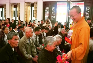 广东四会六祖寺举行六祖慈善普济会
