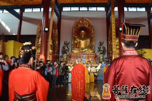 大愿法师于江门茶庵寺为新人主持"佛化婚礼"