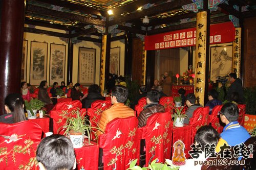 慈善-上海玉佛禅寺举行新春帮困助学金颁发仪式