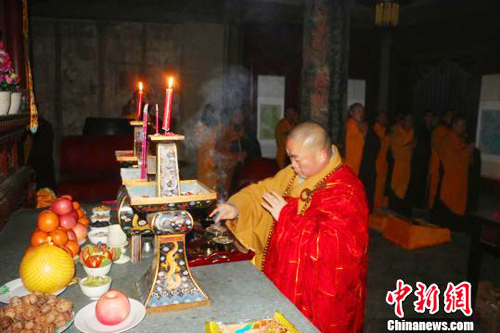 文化-嵩山少林寺方丈永信法师率僧众初祖庵祭祖