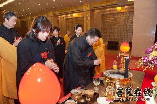 肉灵芝-农历正月十五 上海玉佛禅寺举行乙未年拜太岁法会