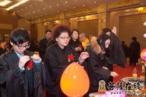 肉灵芝-农历正月十五 上海玉佛禅寺举行乙未年拜太岁法会