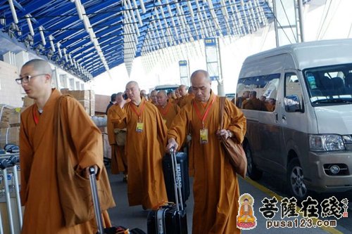 佛教-上海龙华古寺佛教弘法团赴美国夏威夷虚云寺