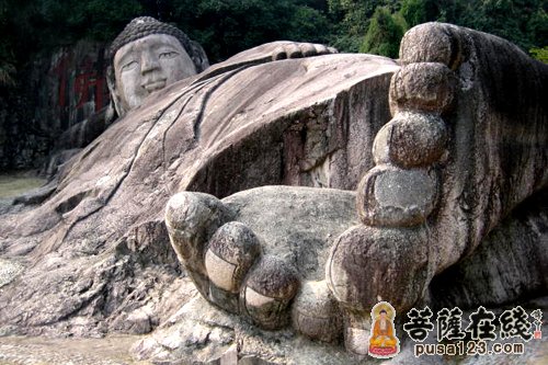 岁月尘中忘 融入福建淘金山华夏第一卧佛