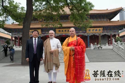印度总理莫迪一行前往西安大兴善寺参观访问