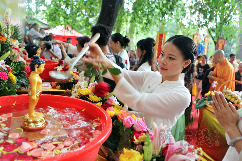 【高清图集】广西桂平西山第九届浴佛泼水旅游文化节暨荷和梵音祈福