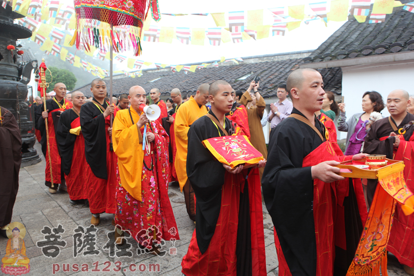 【高清图集】九华山百岁宫三坛大戒第二十七天:正授菩萨戒