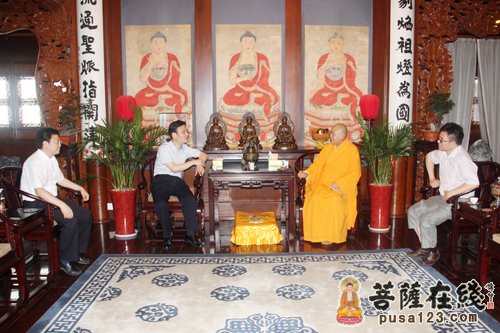 李国华-江苏省统战部副部长李国华一行赴寒山寺参访