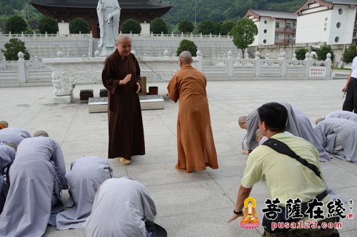 佛教-福州正心佛学院学僧赴大慈禅寺弥勒佛学院女众部参学