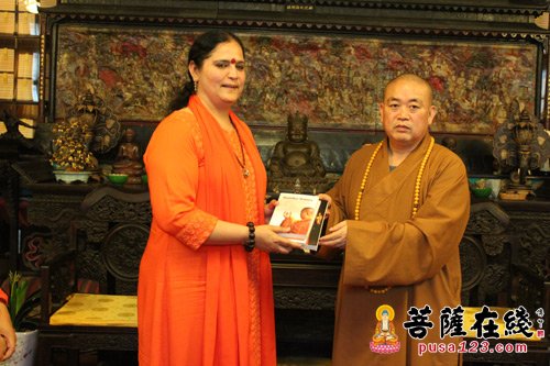 少林寺-印度禅宗巡礼团一行143人参访禅宗祖庭少林寺