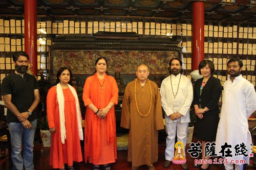 少林寺-印度禅宗巡礼团一行143人参访禅宗祖庭少林寺