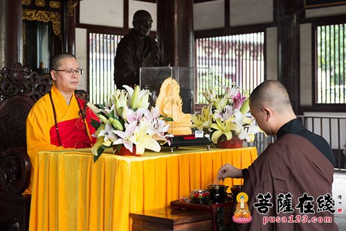 净因法师作《南传佛教与大乘佛教的比较与研究》讲座