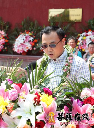 佛教-黑龙江省海林报恩寺举行“宗教活动场所”挂牌仪式