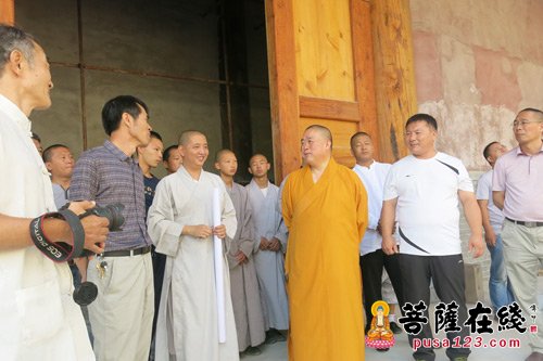少林寺-中佛协副会长永信大和尚一行视察盘山北少林寺