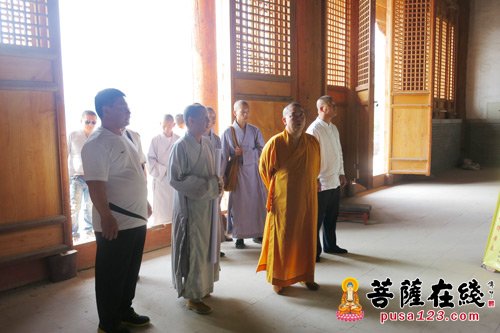少林寺-中佛协副会长永信大和尚一行视察盘山北少林寺