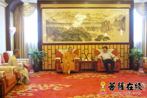 少林寺-中佛协副会长永信大和尚一行视察盘山北少林寺