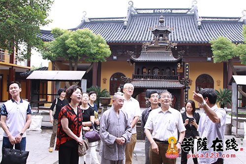 佛教-嘉兴市人大常委会副主任金成胜一行赴嘉兴圆觉禅寺调研