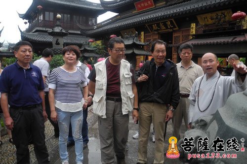 佛教-上海摄影家协会一行50多人赴松江西林禅寺参访