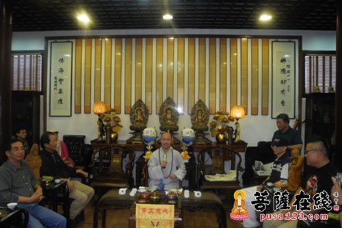 佛教-上海摄影家协会一行50多人赴松江西林禅寺参访